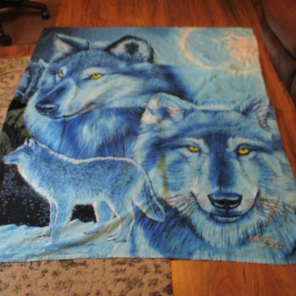 Michael Searle Oversized Beach Towel Wolf Wolves Cotton   57 x 67 Inch